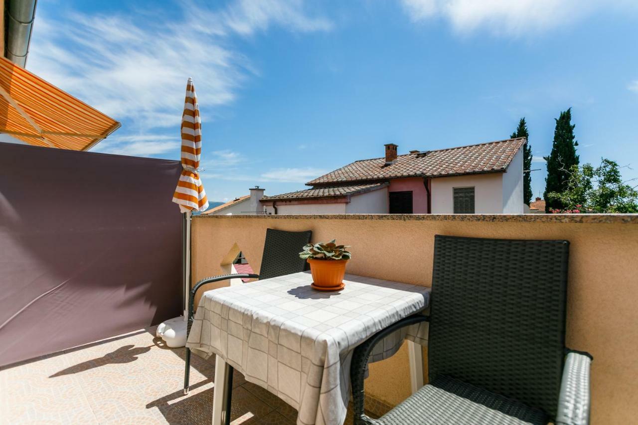 Holiday House Snjezana Krk Town Esterno foto