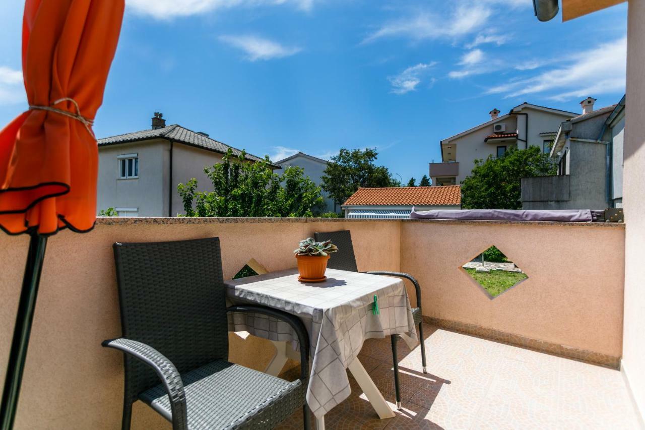 Holiday House Snjezana Krk Town Esterno foto